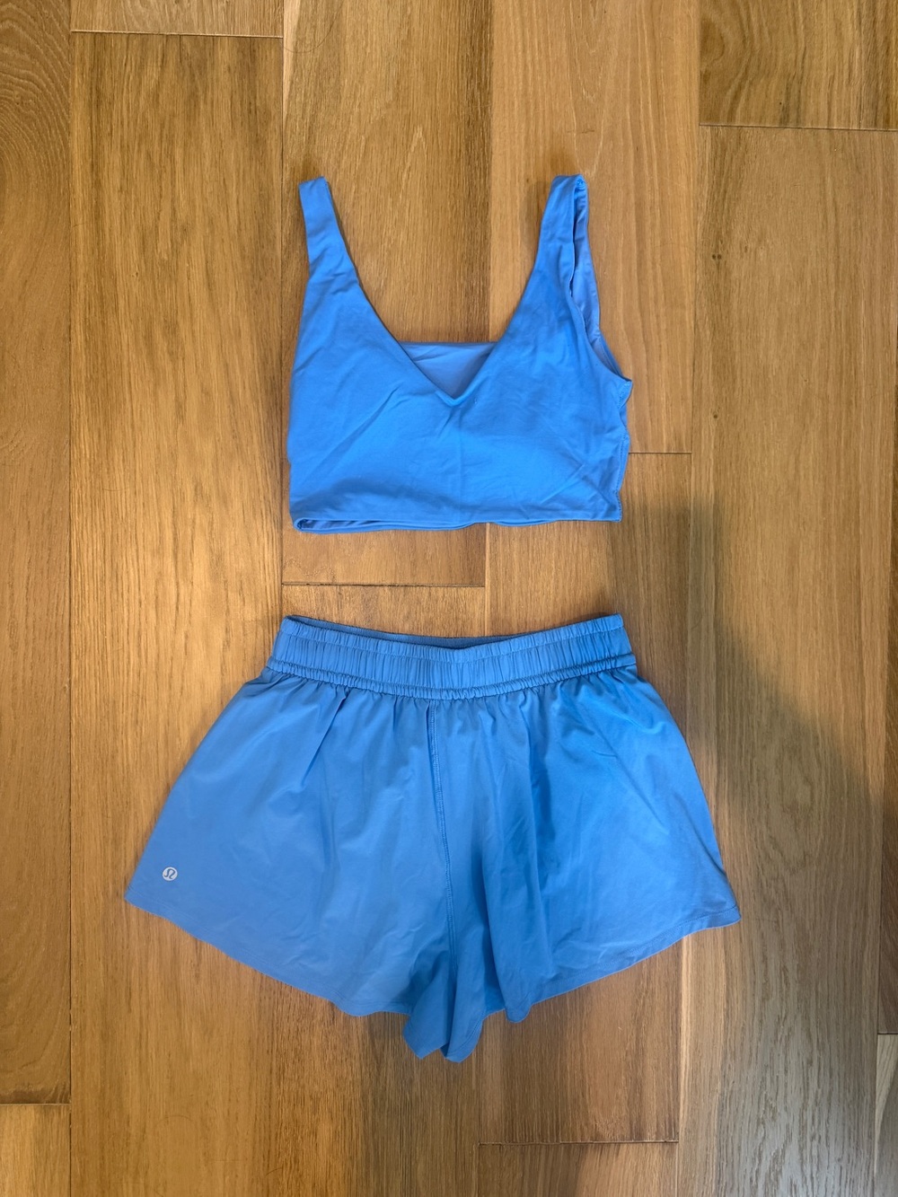Lululemon Short/Top Set - Picture 2 of 3
